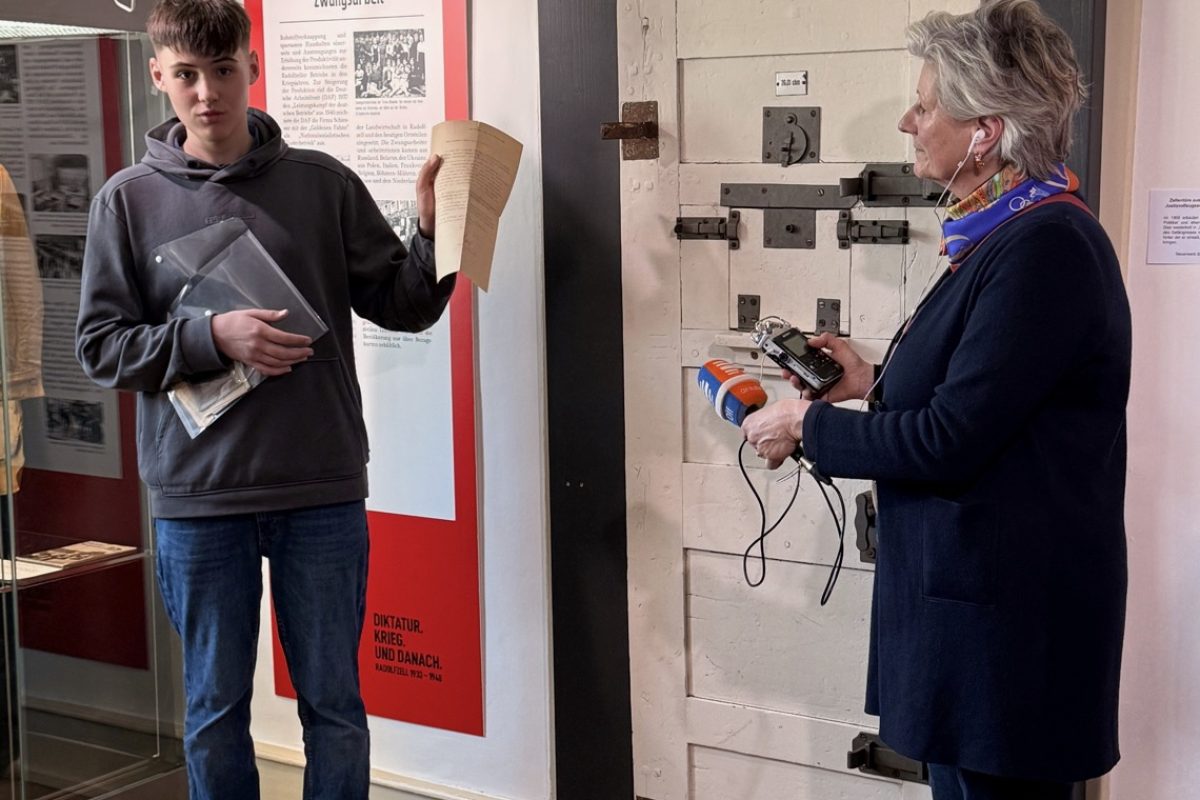 Groß (9b_sonderausstellung-tom)